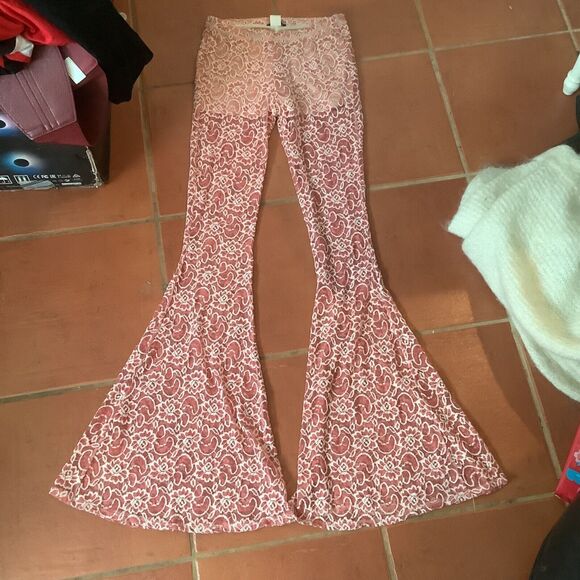 Basil love Pants - Basil love wide leg flared pants size large multicolor flower pattern Basil Love